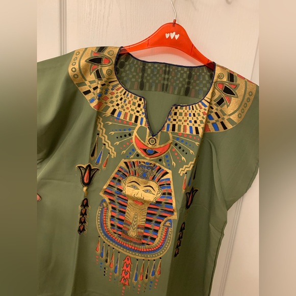 Green Egyptian Traditional Dress - Picture 7 of 16